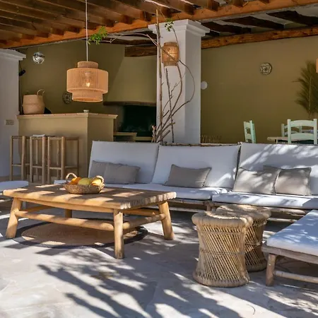 Valley Club Ibiza - Boutique בית חווה *